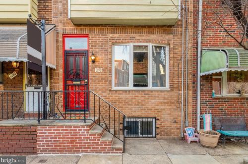 1218 Alder St, Philadelphia, PA 19147-5045