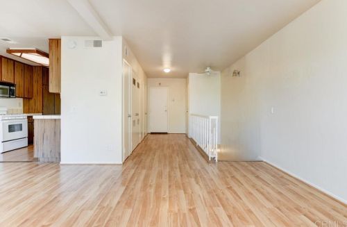 4210 Fiesta Way, Oceanside, CA 92057-7442