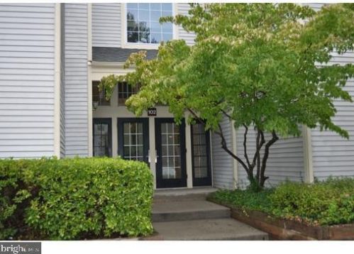 102 Sequoia Ct, Princeton NJ  08540-7811 exterior