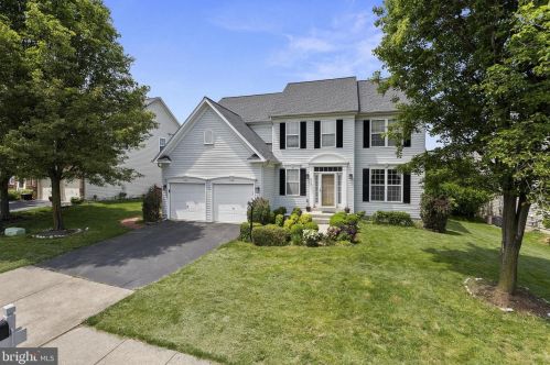 818 Bow Lake Pl, Leesburg, VA 20176-3644