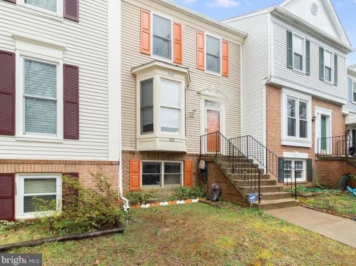 308 Harrogate Rd, Fredericksburg, VA 22406-1105
