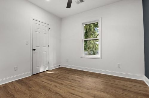 2352 Herring Rd, Atlanta GA  30311-2819 exterior