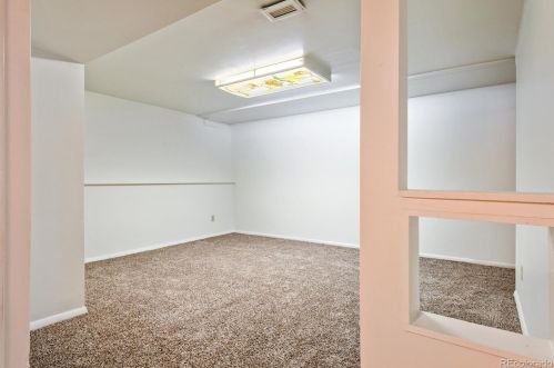 14602 Elk Pl, Denver CO 80239-5429 exterior