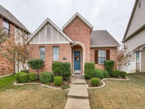 1108 Spanish Moss Dr, Aubrey, TX 76227-7780