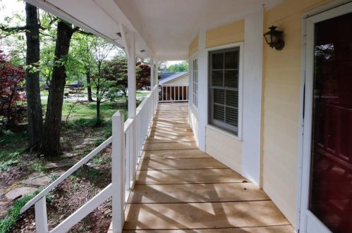2351 Westridge Dr, Lithonia, GA 30078-5760