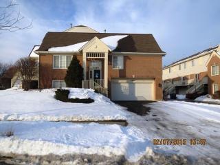 2160 Concord Ln, Addison, IL 60101-5611