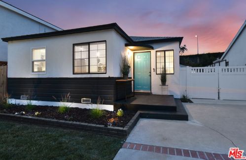 15220 Morrison St, Van Nuys CA  91403-1503 exterior