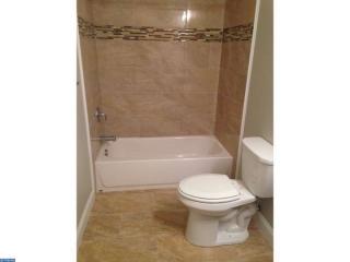 390 Monastery Ave, Philadelphia PA  19128-4838 exterior