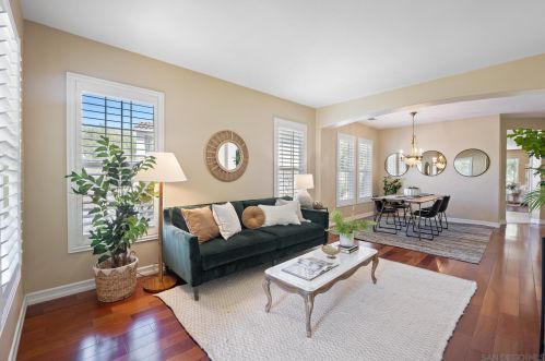 2851 Via Conquistador, Carlsbad, CA 92009-3020