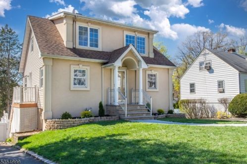 146 Sadler Rd, Bloomfield, NJ 07003-5321