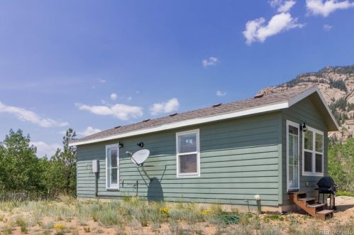 304 Topaz Rd, Tarryall, CO 80827-9755