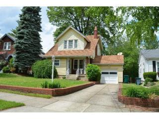 3268 Daytona Ave, Cincinnati, OH 45211-6643