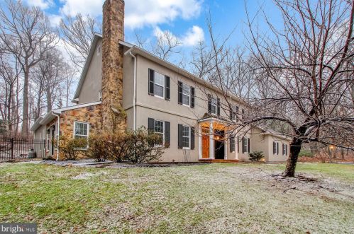 470 Shady Dell Rd, York, PA 17403-4483