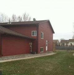 1622 34 1/2 Ave, Fargo, ND 58104-6120