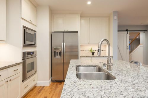 651 Dexter St, Denver CO  80220-5037 exterior