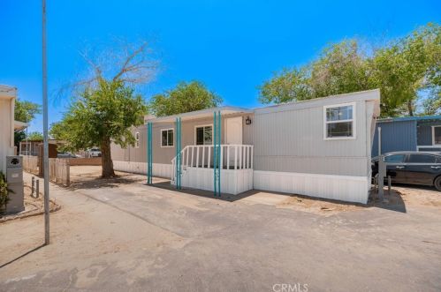 45131 28th St, Lancaster, CA 93535-2824