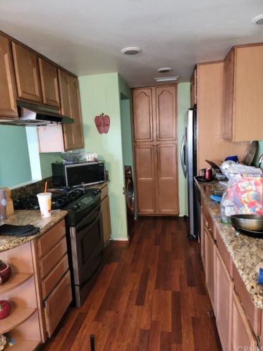 3405 Torrey St, Riverside CA  92503-5162 exterior