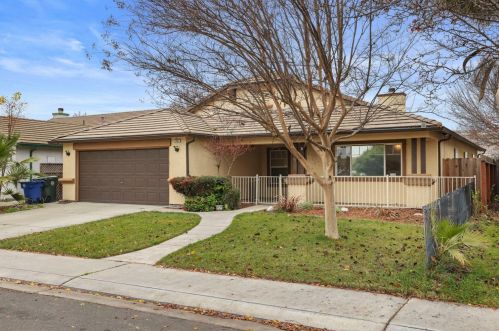 1007 Bristow St, Manteca, CA 95336-5947