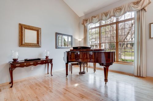 13764 Evergreen Ct, Saint Paul MN  55124-9256 exterior