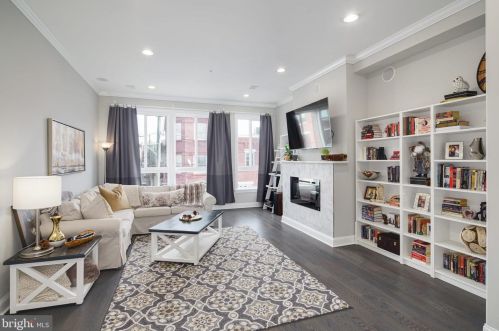 1214 30th St, Philadelphia, PA 19121-4506