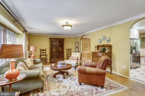 9527 Clement Rd, Silver Spring MD 20910-1643 exterior