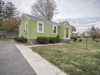 7 Lyman St, East Providence, RI 02915-4244