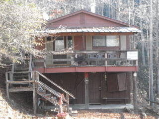 1597 Piney Grove Rd, Franklin, NC 28734-1261