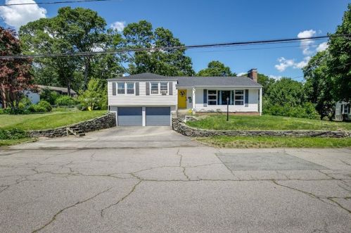 147 Lancaster Ave, Warwick, RI 02886-2854