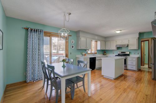 4585 Clf Rdg Ct, Saint Paul MN  55123-1852 exterior