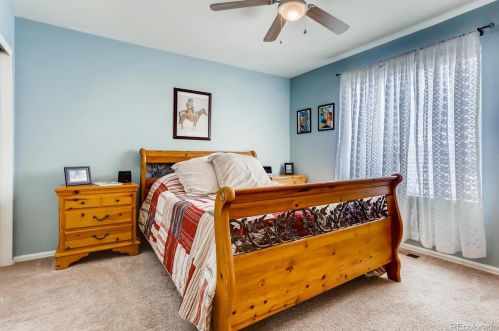 25834 Maple Dr, Aurora CO 80018-4597 exterior