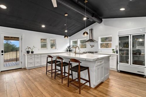 12625 Lone Star Rd, Auburn, CA 95602-9114