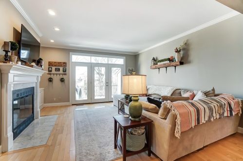 2112 Alpine Pl, Cincinnati OH  45206-2603 exterior