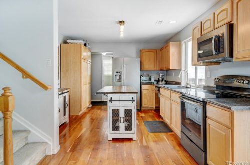 9841 Chambers Dr, Denver CO  80022-9314 exterior