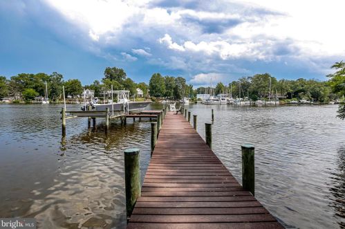 612 Cpe Mckinsey Dr, Severna Park MD 21146-4057 exterior