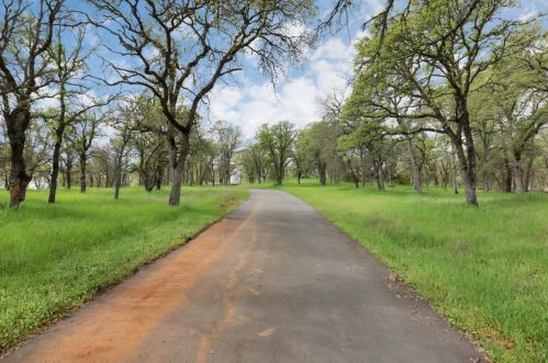 5405 Marysville Rd, Browns Valley, CA 95918-9618