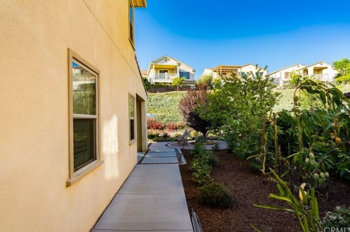 583 Vosburg Dr, Irwindale CA 91702 exterior