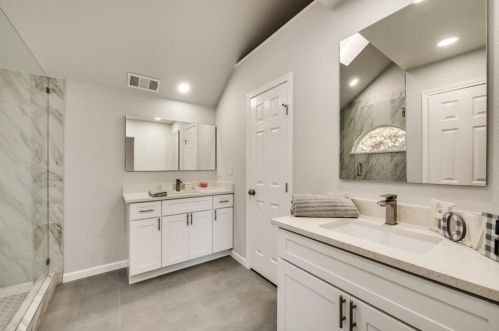 2525 Lk Bnd Ter, Carrollton TX 75006-2130 exterior