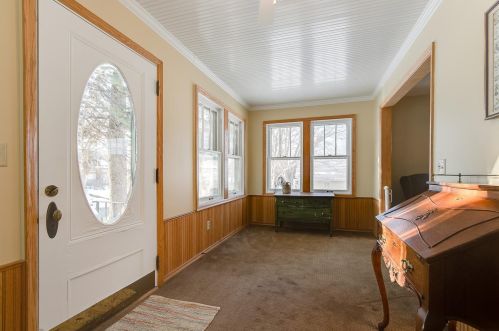 3858 Polk St, Minneapolis, MN 55421-4025