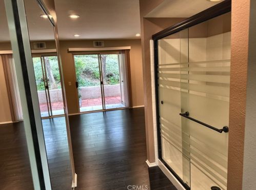 1054 Dewcrest Dr, Anaheim CA  92808-2403 exterior