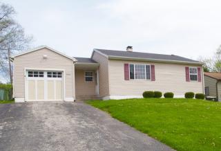 5314 Lake St, Volo, IL 60050-7755