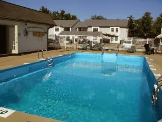 1623 Cass Ct, Evansville IN  47715-5630 exterior