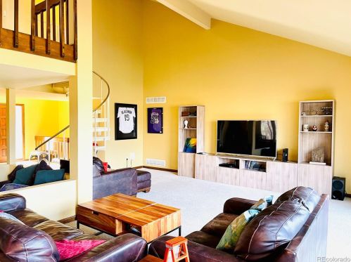 5940 Akron Cir, Englewood CO 80111-5216 exterior