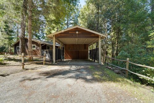 25040 Cobb Dr, Willits, CA 95490-5833