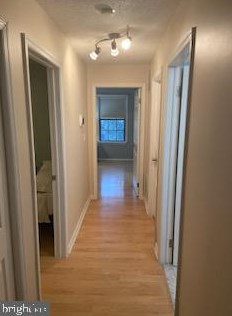 22 Rickard Ct, Trenton NJ 08648-2670 exterior