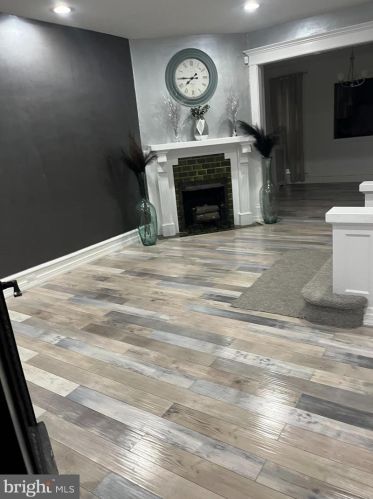 4632 12 St, Philadelphia PA 19147-2624 exterior