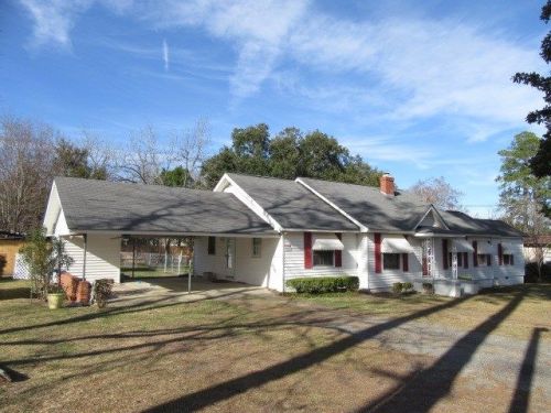 306 Norman St, Soperton, GA 30457-2214
