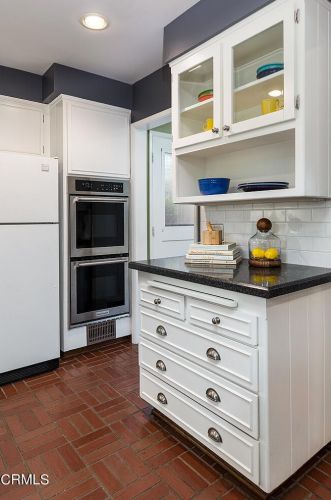 1408 Beaudry Blvd, Glendale CA  91208-1708 exterior