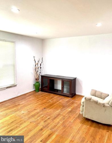 13125 Putnam Cir, Woodbridge, VA 22191-1026