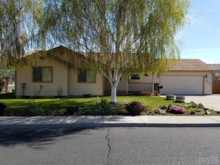 302 Knight St, Prineville, OR 97754-2357