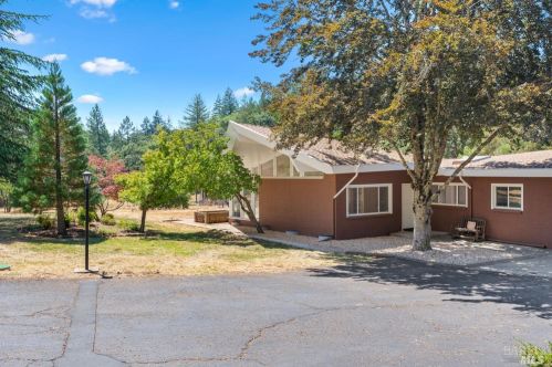 845 White Cottage Rd, Angwin, CA 94508-9616